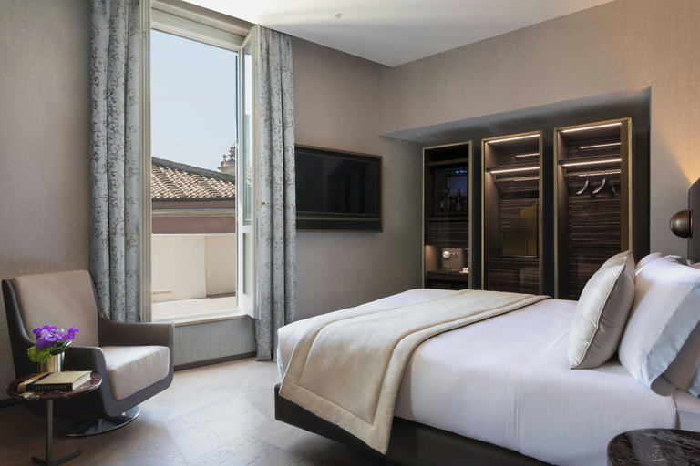 Bedroom 3, The Pantheon Iconic Rome Hotel, Autograph Collection, Roma