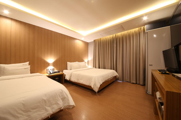 Bedroom 3, Hotel Prima, Sasang
