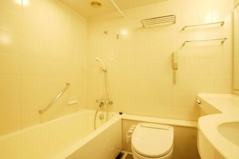 Bathroom 4, President Hotel Mito, Mito