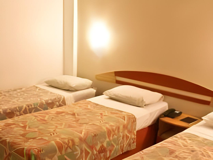 Bedroom 12
