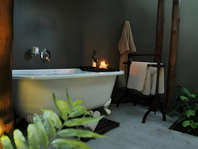 Bathroom 16