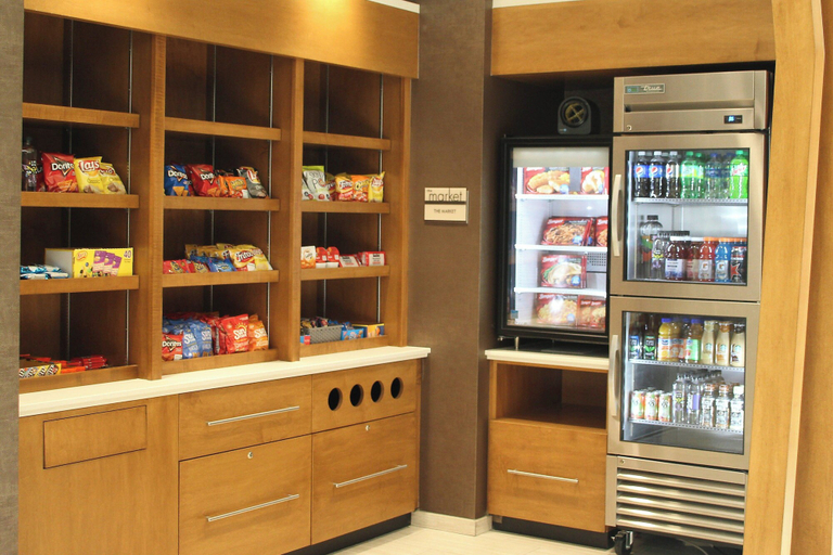 Food & Drinks 5, SpringHill Suites Baltimore White Marsh/Middle River, Baltimore