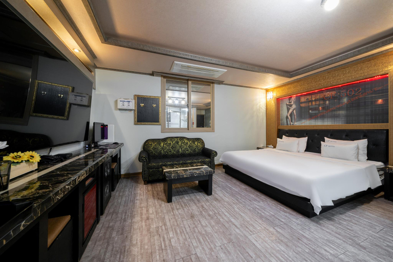 Bedroom 3, Sacheon CF, Sacheon