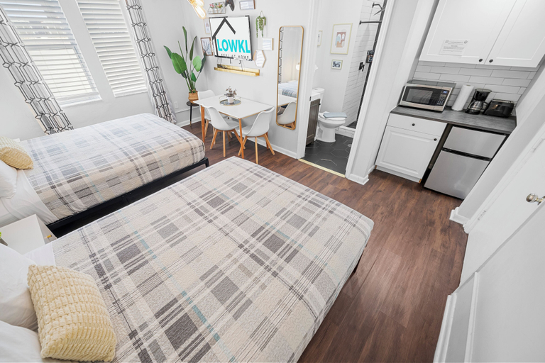 Bedroom 4, Nine20 Collins Apartments by Lowkl, Miami-Dade