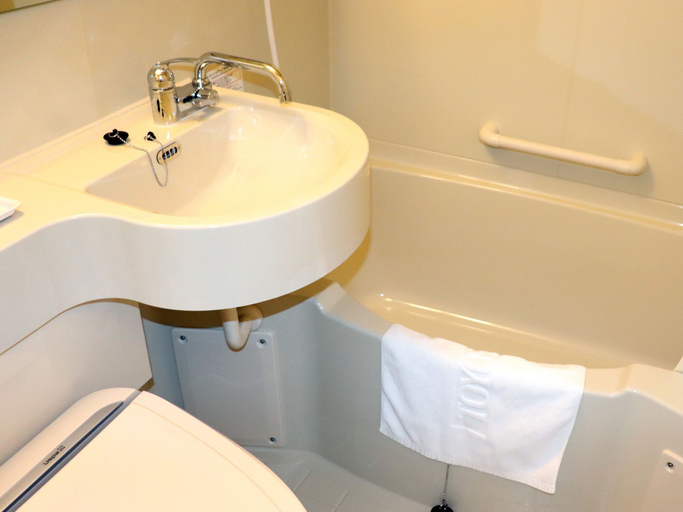 Bathroom 4, Hospital INN Dokkyo Medical University, Mibu
