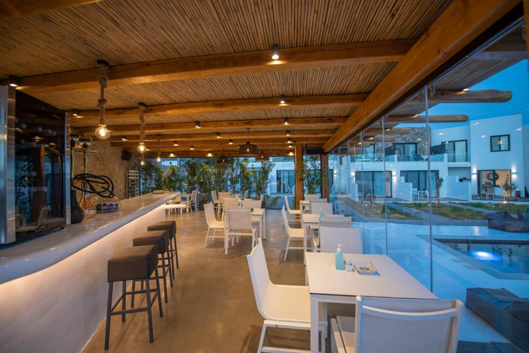 Food & Drinks 5, Bianco A Nero, South Aegean