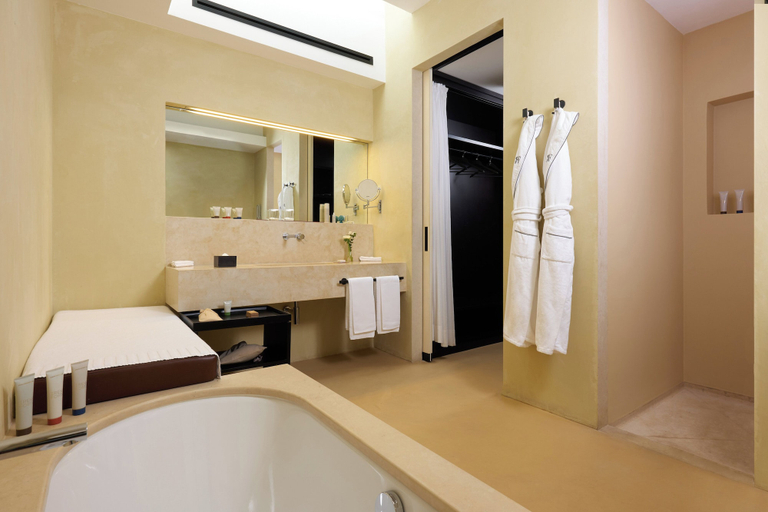 Bathroom 5, Verdura Resort, Agrigento