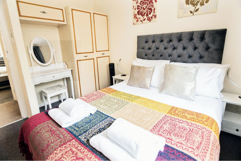 Bedroom 3, 2 Bed Flat - Sleeps 4 - Parking - Wifi, Aberdeen