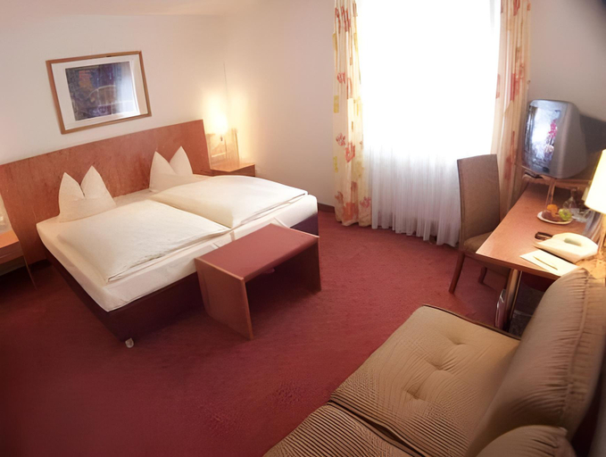 Bedroom 8