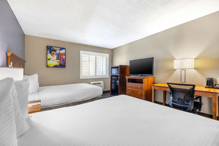 Bedroom 3, Best Western McCarran Inn, Clark