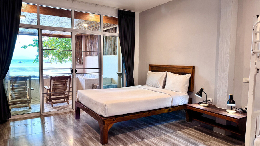 Bedroom 6