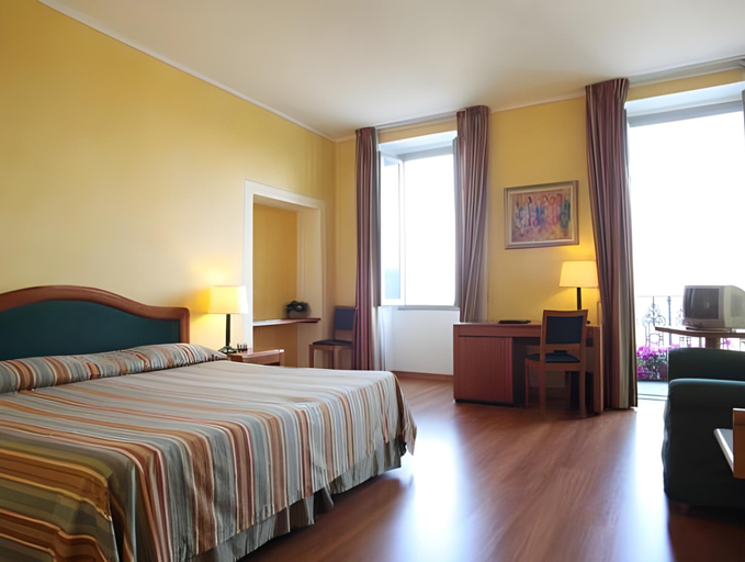 Bedroom 13