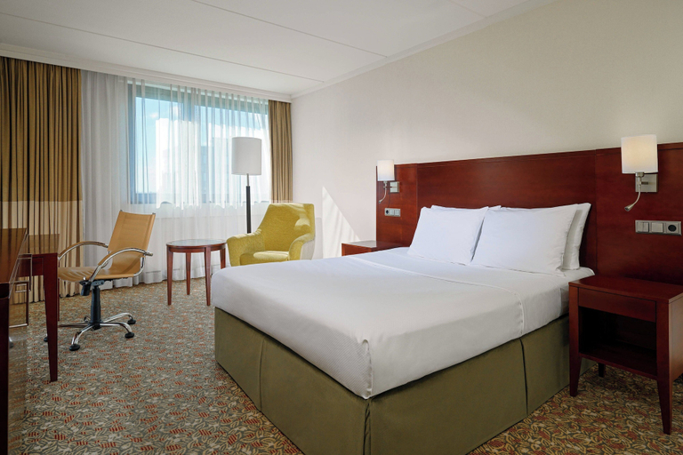 Bedroom 5, Courtyard by Marriott Düsseldorf Seestern, Düsseldorf
