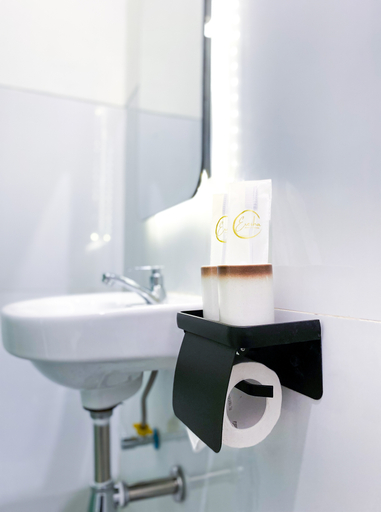Bathroom 13