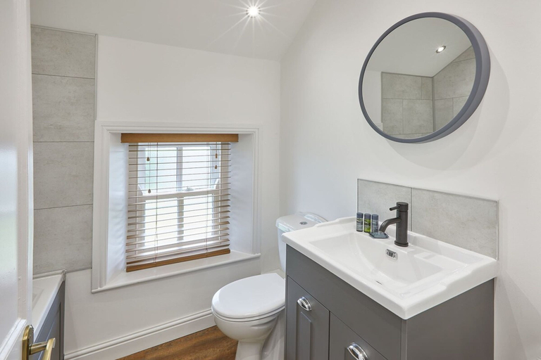 Bathroom, Host Stay Dunsley Chapel, North Yorkshire
