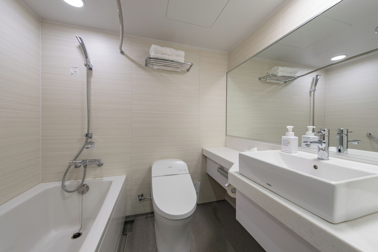 Bathroom 5, JR KYUSHU HOTEL Blossom Oita, Ōita