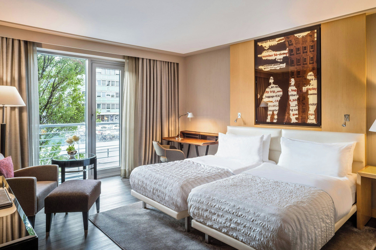 Bedroom 4, Le Méridien München, München