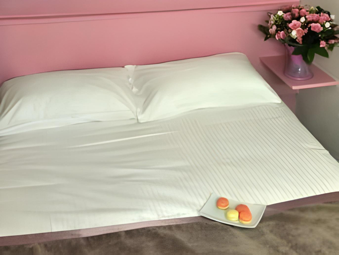 Bedroom 14