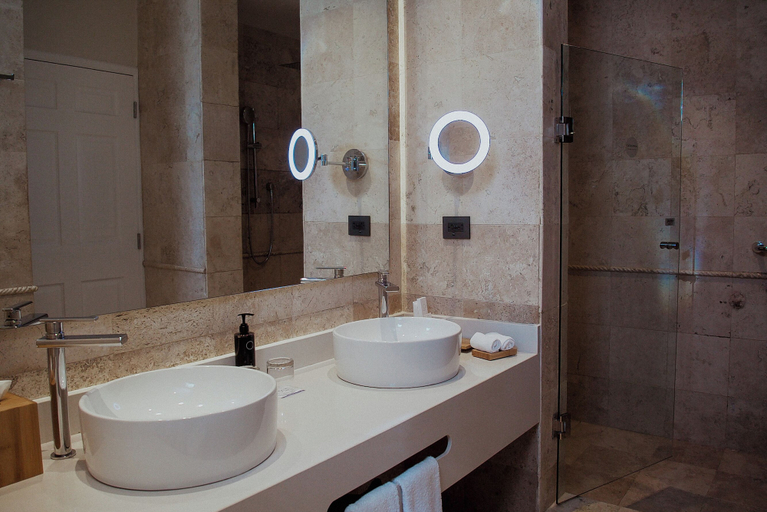 Bathroom 5, Catalonia Royal Tulum  Adults Only - All Inclusive, Cozumel