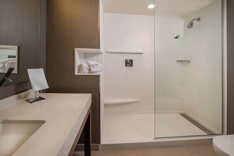 Bathroom 4, Courtyard by Marriott Shippensburg, Cumberland