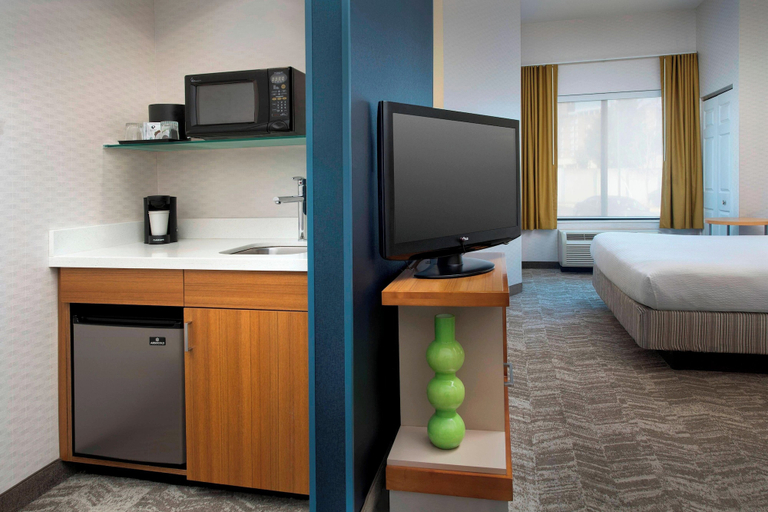 Bedroom 3, SpringHill Suites Alexandria, Fairfax