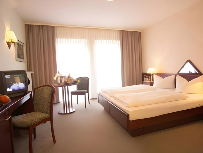 Bedroom 5