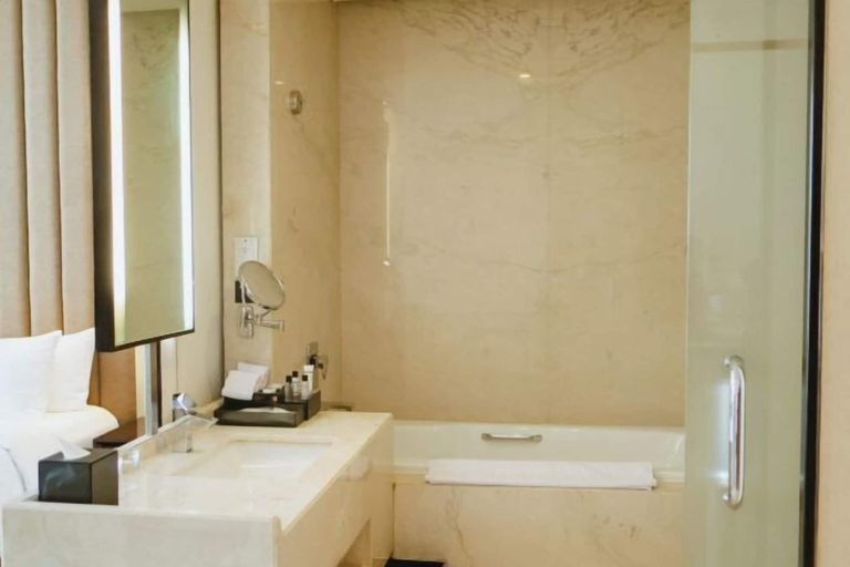 Bathroom 23