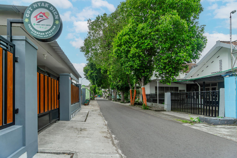 Others 2, OYO 93526 Homely Syariah, Kediri