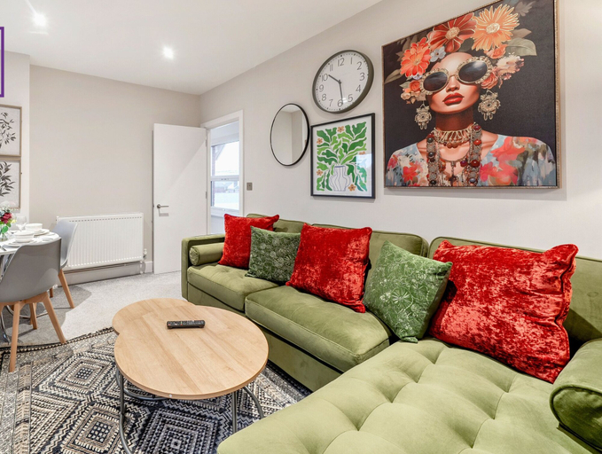 Others 3, Everest Lodge Serviced Apartment, Hampshire