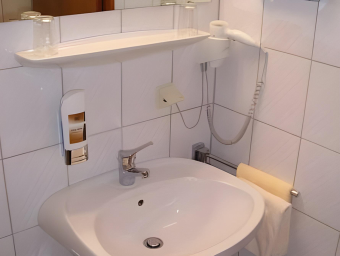Bathroom 6