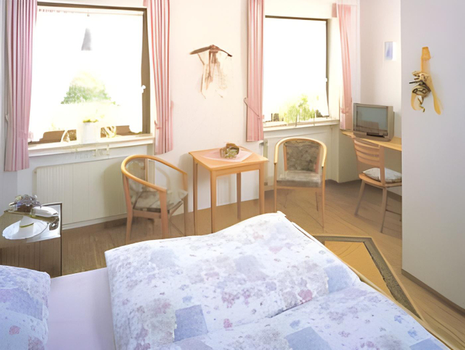 Bedroom 18