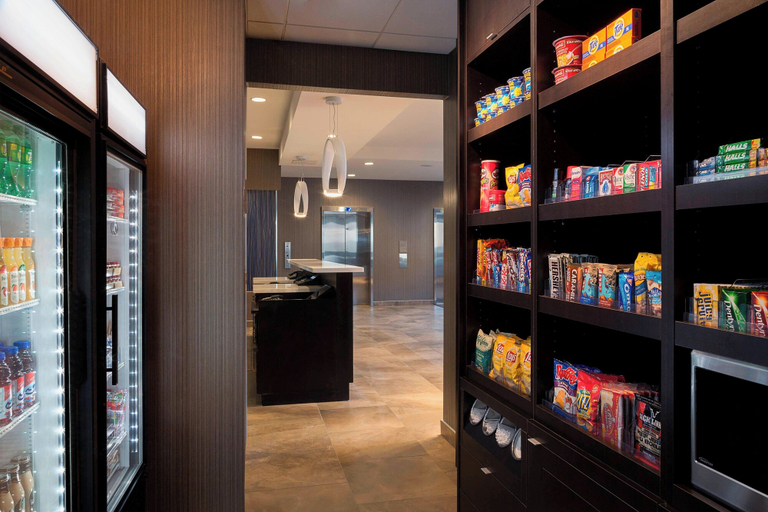 Food & Drinks 5, TownePlace Suites by Marriott Toronto Northeast/Markham, York