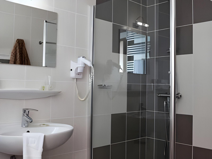 Bathroom 6