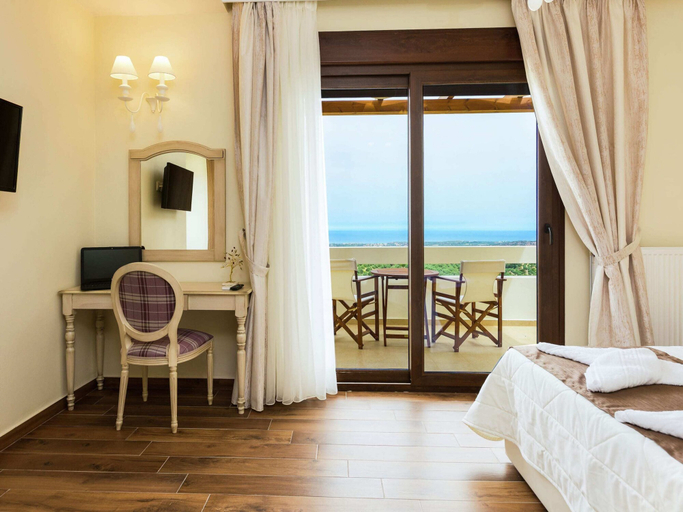 Bedroom 2, Villa with Private Pool near Sea & Arkadi Monastery on NW Coast, Crete