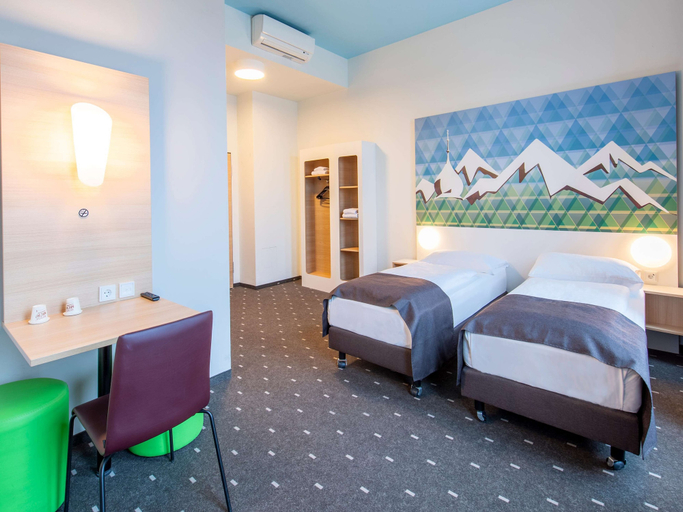 Bedroom 14