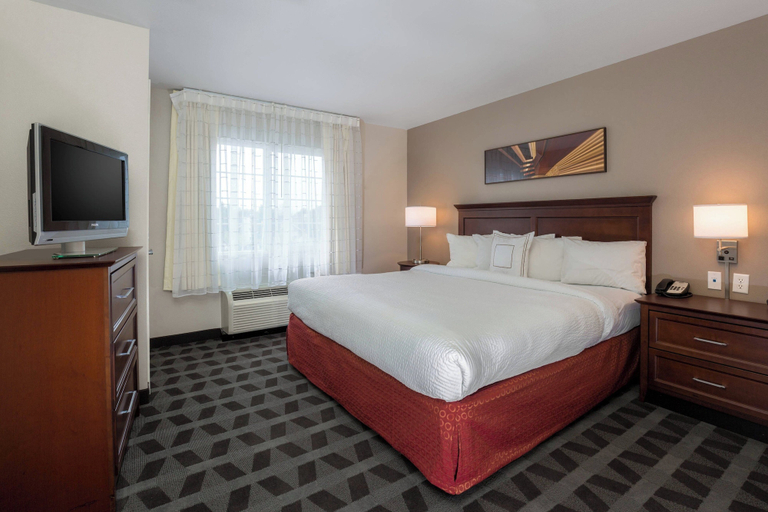 Bedroom 2, TownePlace Suites by Marriott Boise Downtown/University, Ada
