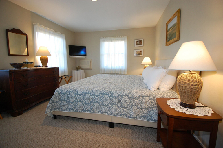 Bedroom 3, Shaker Mill Inn, Berkshire
