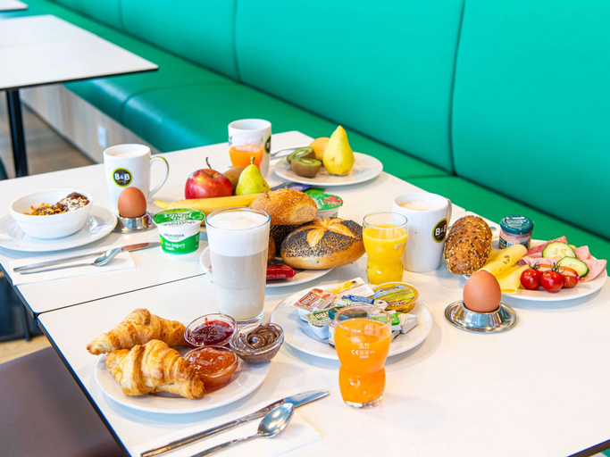 Food & Drinks 6
