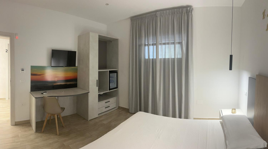 Others 4, Aramarina B&B, Cosenza