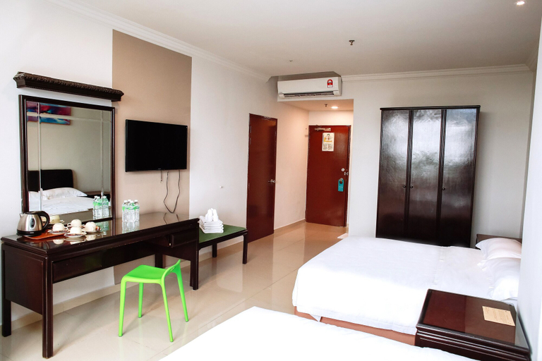 Bedroom 8