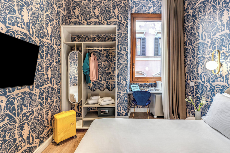 Bedroom 5, Townhouse Condotti 29, Roma