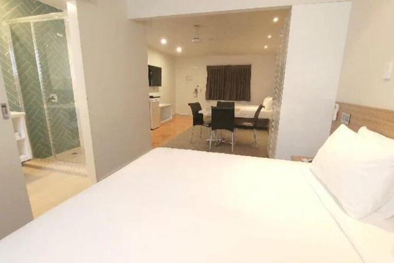 Bedroom 27