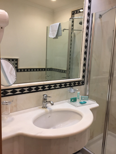 Bathroom 4, Marconi Hotel, Milano