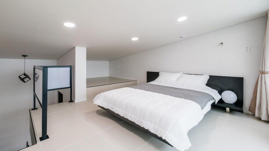Bedroom 29