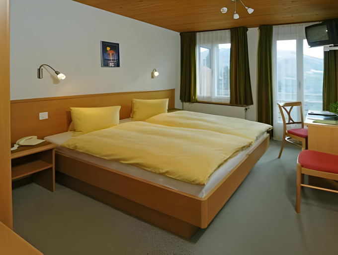 Bedroom 9
