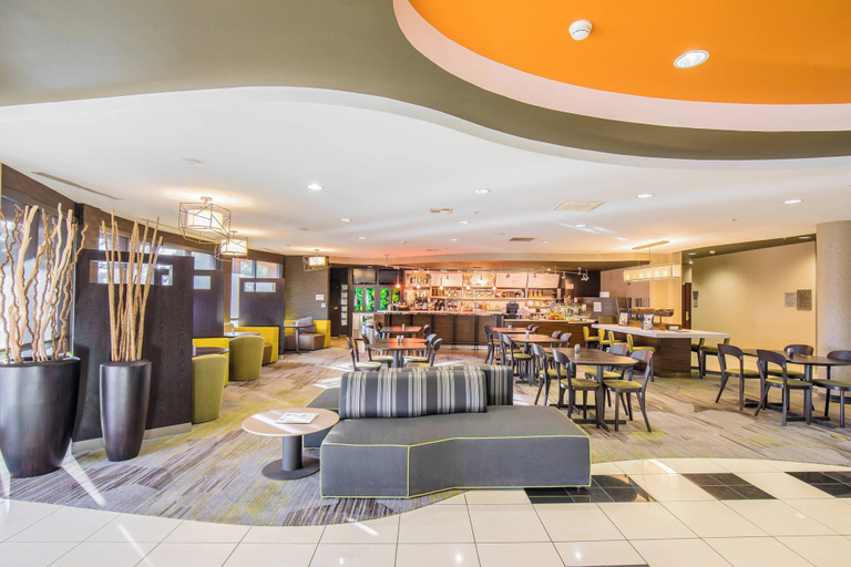 Food & Drinks 5, Courtyard by Marriott Merced, Merced