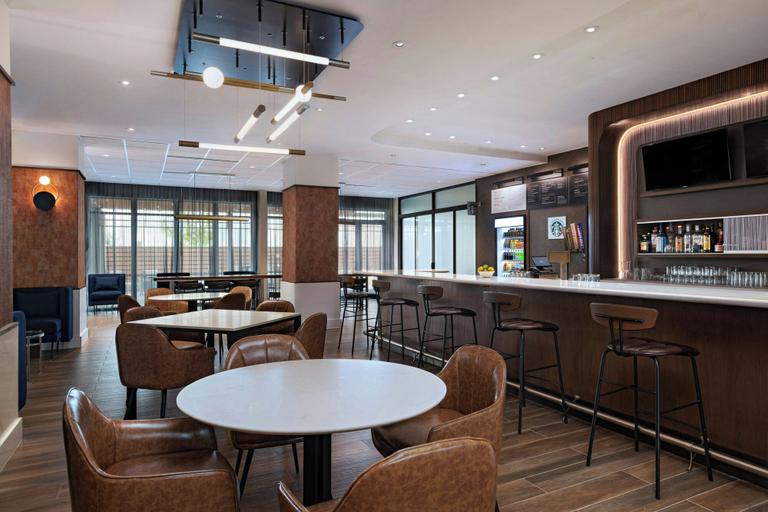 Food & Drinks 5, Courtyard By Marriott Austin Dripping Springs, Hays