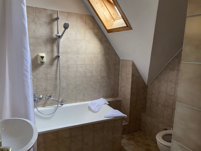 Bathroom 5, Hotel Gasthaus Schützen, Freiburg im Breisgau