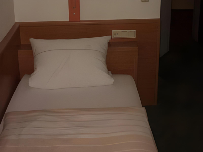 Bedroom 6