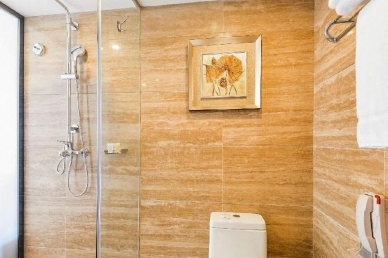 Bathroom 17